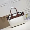 Klassiek merk The Belt Tote Bags Luxury portemonnees Designer Woman Handtas mode canvas lederen vrouwen schoudertassen hoogwaardige crossbody handtassen casual bakkentas