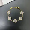 Bracelets 5 fleurs avec zicorn trèfle Design multi-couleurs émail coquille de mer chaîne de la chaîne