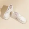 Oxfords 2023 Neue Frauen -Oxford -Schuhe Schnürflecks Retro -Stil geteiltes Ledermaterial Chunky Plattform runde Zehenhandschuhe