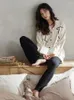 Abbigliamento da casa per pigiama da donna Abito stampato carino e caduta pantaloni lunghi lunghi pantaloni indossabili indossabili coreani indossa