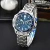 2024 Mens Watch Luxe Chronograph Quartz Watches Business Modern Day Polship lederen roestvrijstalen gespog rond horloge krasbestendig kerstcadeau Z65