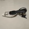 Sukienka buty Traf Square Rhainestone Kobiety pompki Białe Tkanie Teksturę Instep Slingback Obcasy Wskazane palce czarny sandał sztyletowy do H240403