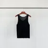 女性用Tシャツ女性ニットタンクトップホワイトまたはブラックリネンブレンド通気性やや透明な洗練されたカジュアルニットベスト2024年夏