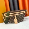 Luxurys fanny paketi serseri tasarımcı çantalar moda mini bumbag m82335 m82208 kadın lüks yüksek rise debriyaj omuz bel çantaları erkek deri crossbody pochette çanta