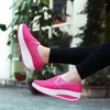 Wanderschuhe Frauen Sommer Mesh atmungsaktiven Outdoor Walk Fitness Swing Sneakers Plattform Größe 35-42 WS10