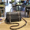 Cross Body Small Square Bag Fomens 2024 Nouveau sac à main de Cambridge Crossbody Postman One épaule H240403