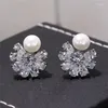 Orecchini a bottone Splendidi gioielli da sposa con perle simulate con brillanti zirconi cubici Accessori eleganti da donna Gioielli di moda