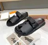 Дизайнерские скольжения сандалии H Slippers Beach Classic Blat Sandal Luxury Lady Lady Lady Leather шлепанцы мужчины женщины 35-42