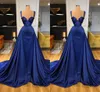 아프리카 Duabi Arabic Royal Blue Elegant Sheath Prom Dreess Long Black Girls Spaghetti Straps Court Train 여성 공식 이브닝 파티 가운 Robes Custom