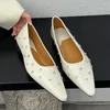 Sapatos casuais moda bling aparts ladies Mary Janes Rhinestones fêmea feminina de caldo de caldo de dedo do pé para mulher