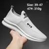 Casual Shoes Super Light Men Sneakers Summer Breattable Mesh Sports Bekväm utan halkfria promenader