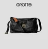 Grotto Kişisel Müzik Cinsiyetsiz Siyah Taş Çantalar Küçük Fold Premium Hissedilmiş Büyük Kapasite Bir Omuz Crossbody Azınlık Basitliği