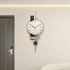 Horloges murales Batterie Horloge coréenne Minimaliste Élégant Salle de bain Classique Montre Moderne Designer Montre Murale Salon Décoration