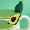 Tazze adorabili tazza di ceramica di avocado grande cartone animato con coppia di acqua rossa con cucchiaio di coperchio caffè creativo