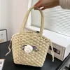 Nowy designerski słomkowy torebka luksusowa torba na ramię z pakietą Pearl Camellia Design Design Bag Bag duża pojemność torba zakupowa Bucke