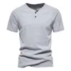 Nić gruboziarniste 230G Bawełniana koszulka Henley T-shirt Solid Kolor Męski Letni krótki rękaw