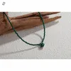 Colares de pingentes de colar de jóias verdes de malaquita natural para mulheres pequenas nicho de nicho de peito à mão Premium Sense Garra
