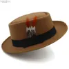 Chapéus de aba larga Balde de porco feminino Torda de porco Banda de penas Fedora Trilby sunhat jazz clássico Party Outdoor Travel Street Tamanho do estilo US 7 1/4 UK LQ240403