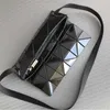 Designer draagtassen voor vrouwen opruiming Sale Crossbody Japanse originele fabriek Nieuwe splicing glanzende diamant kussen roosterzak veelzijdige enkele schoudermatte dames