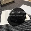 Designerhut Luxus Baskenmütze für Frauen Sommer atmungsaktivem Hut Sonnenschatten Entenzunge Cap Outdoor Casual Hut Urlaubsreise Hut