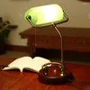 Table Lamps American Retro Solid Wood Desk Lamp Work Reading Green Glass Decoration Old Shanghai Adjustable Pole E27 Lighting Tbale Fixtures