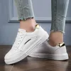 Casual schoenen Koreaanse versie van kleine witte damesmode Veelzijdige trend Sports Board Outdoor Comfortabel wandelen