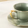 Tasses de style moderne Europe noble en céramique tasse à café de soucoupe 200 ml de luxe tasse de tas de tas de tas de tas de bois d'eau de cuisine