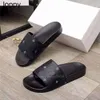 Новые 24SS Summer Designer Slippers Роскошные женщины мужские сандалии кожа плос