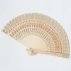 Decoratieve beeldjes 1 stc Chinese houten fan mode bruiloft hand geurige feest gesneden bamboe vintage holle oudheid vouwen