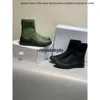 Las zapatillas de fila 2023 NUEVO LA RODA BOTAS DE SELO DE LOS SIGURAS DE SEDIA PARA MIEMBRES Minimalista Comfort versátil Cabeza redonda delgada botas martin de alta calidad de alta calidad