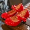 Stövlar flickor läderskor hösten bowtie sandaler 2022 nya barn skor höga klackar prinsessa söta sandaler för flickor
