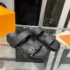 Diseñador Sandal Bom Dia Dié de cuero genuino zapatilla de sándalo casual de la playa de verano Mulas Hasp New Womans Sliders de lujo Sliders Sandale Sandale