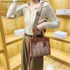 Shoulder Bag Designer American Classic Promotional Style Series Square Bag Womens Autumn New Flower Crossbody