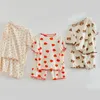 韓国スタイルの女の服セット幼児生まれたホームスーツの男の子tshirtshorts 2pcs pajamas childrens tracksuit sleepwear 240325