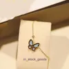 Colar de designer de ponta vicultura de borboleta azul dourada colar de pingente assimétrico fresco e de diamantes com diamantes originais 1 a1 com logotipo real