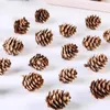 Fleurs décoratives 20pcs attrayants faux pin pins naturels simulation pinecone artificielle pour la décoration de la maison du festival