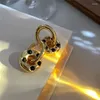 Boucles d'oreilles en peluche française couture 18k fermoir plaqué d'or pour les beignets d'opale noire des femmes