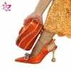 Kapdy 2022 Dojrzałe paski Sandały Buty i torba ustawiona w pomarańczowym kolorze ozdobionym w stylu motyla na imprezę dla kobiet