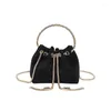 Mattor Mini Flap Women's Crossbody Bag Designer Ruffled Top Hande Decoration Handväska Kvinnlig koppling Totkedja axelväskor Purse