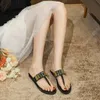 Designer Metal logo pantofole, sandali alla moda Mo schino periughina pantofole estate in pelle sandali tacchi piatti con tacchi piatti da donna neri
