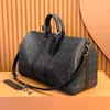 M41424 M56714 Keepall 45 50 55 Borse da viaggio da viaggio da donna in pelle di fiore da design a tracota spalla di moda Luxurys per borse da ginnastica per palestra manganello