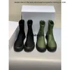 Las zapatillas de fila 2023 NUEVO LA RODA BOTAS DE SELO DE LOS SIGURAS DE SEDIA PARA MIEMBRES Minimalista Comfort versátil Cabeza redonda delgada botas martin de alta calidad de alta calidad