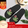 Tofflor män tjocka svampar groda plattform badrum glider non glid varumärke design damer kvinnliga flip flop sandaler