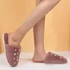 Slippers que aquecem femininos de fundo liso de pérolas de moda de moda de moda de algodão