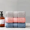 Serviette 3pcs serviettes pour le visage adulte absorbant à eau douce TOALLAS MAISON SIMPLE Séchage rapide et laitier de laveur de salle de bain El Cotton
