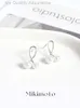 Boucle d'oreille de boucles d'oreille Pearl Mikimoto Boucle d'oreilles Mikimoto Cross Boucles d'oreilles pour femmes en argent pur avec une sensation luxueuse nouvelle tendance légère Niche de luxe 351