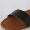 Sandalen Elegante vrouwelijke schoenen Casual Romeinse Boheemse stijl Retro No Heel Student Back Zipper Soft Bottom Summer