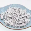 Perles Chongai 20/50 / 550PCS CUBE CUBE LETTRE LETTRE Perles Alphabet simple AZ Bracelet carré blanc pour les bijoux faisant des perles de bricolage 10 * 10 mm