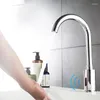 Badrumsvaskar kranar icke-kontakt sensor kran koppar intelligent fullautomatisk induktion infraröd roterande handtvättenhet