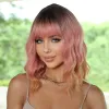 Wigs Craftourist Synthetic Pastel Wavy Wig с челкой Ladies Short Style Ролевая игра Pink Wig Play подходит для девочек ежедневное использование парик